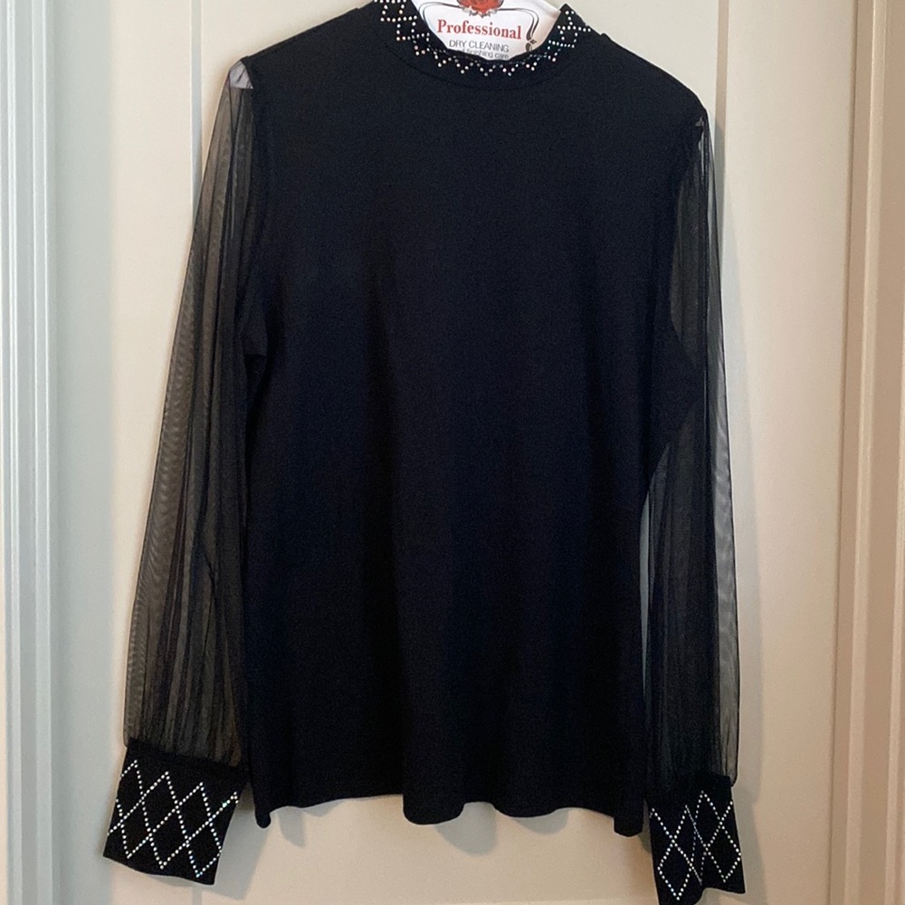Venus long sleeve blouse never worn - Picture 3 of 7